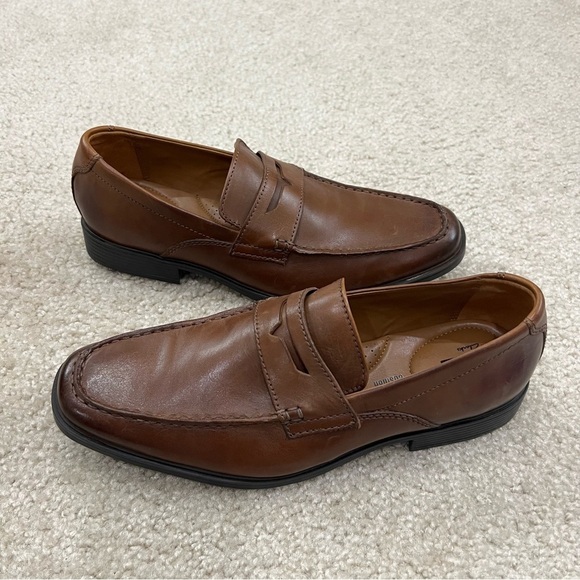 Clarks Collection Men Brown Cushion Toe Tilden Way Leather Loafers Shoes Men 9, - Picture 13 of 16